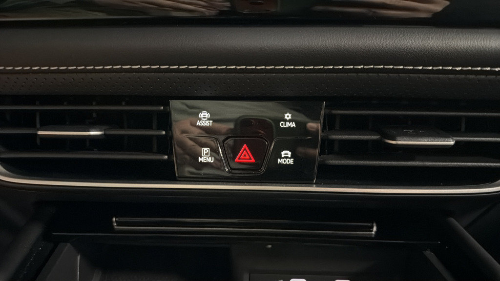Certified 2026 Volkswagen Atlas SE FWD image 26