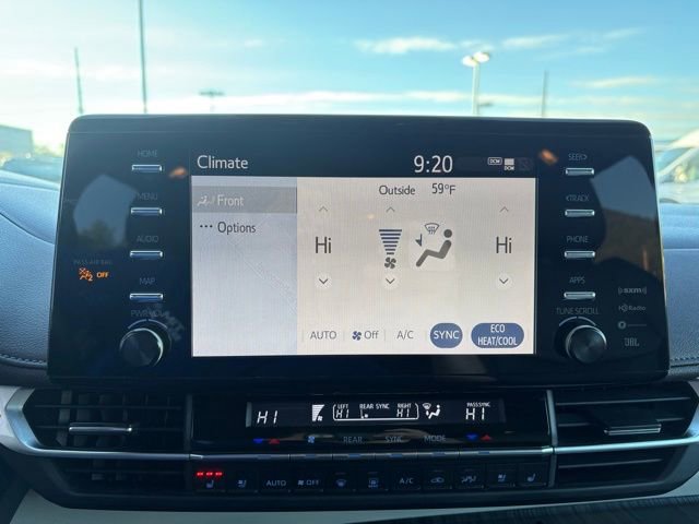 Used 2021 Toyota Sienna Platinum image 16