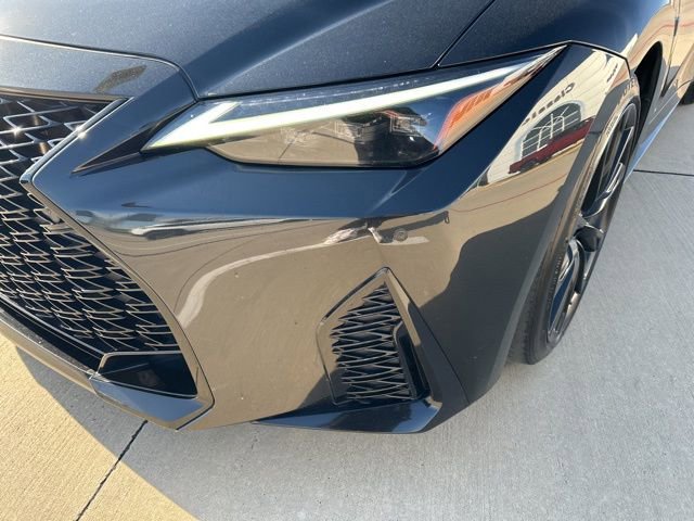 Used 2023 Lexus IS 350 F Sport RWD image 6