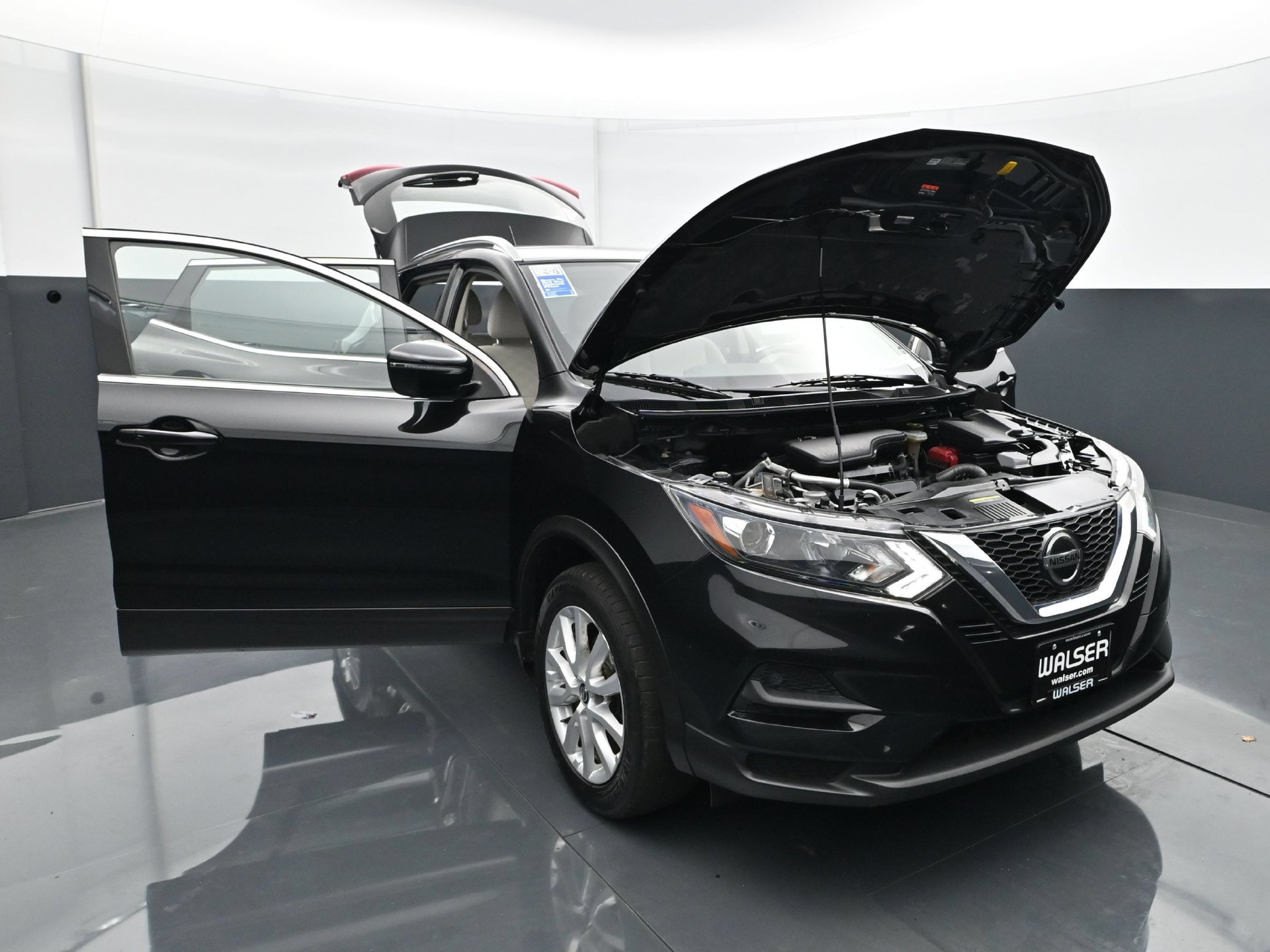 Used 2020 Nissan Rogue Sport SV AWD/4WD image 38