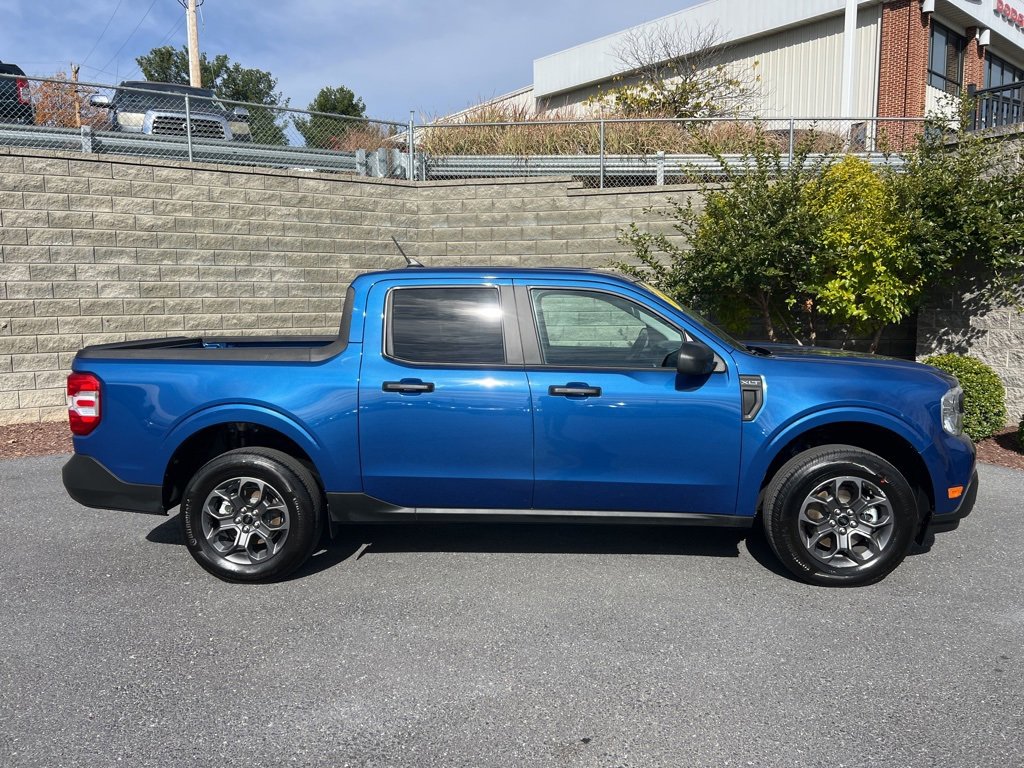 Used 2024 Ford Maverick XLT image 11