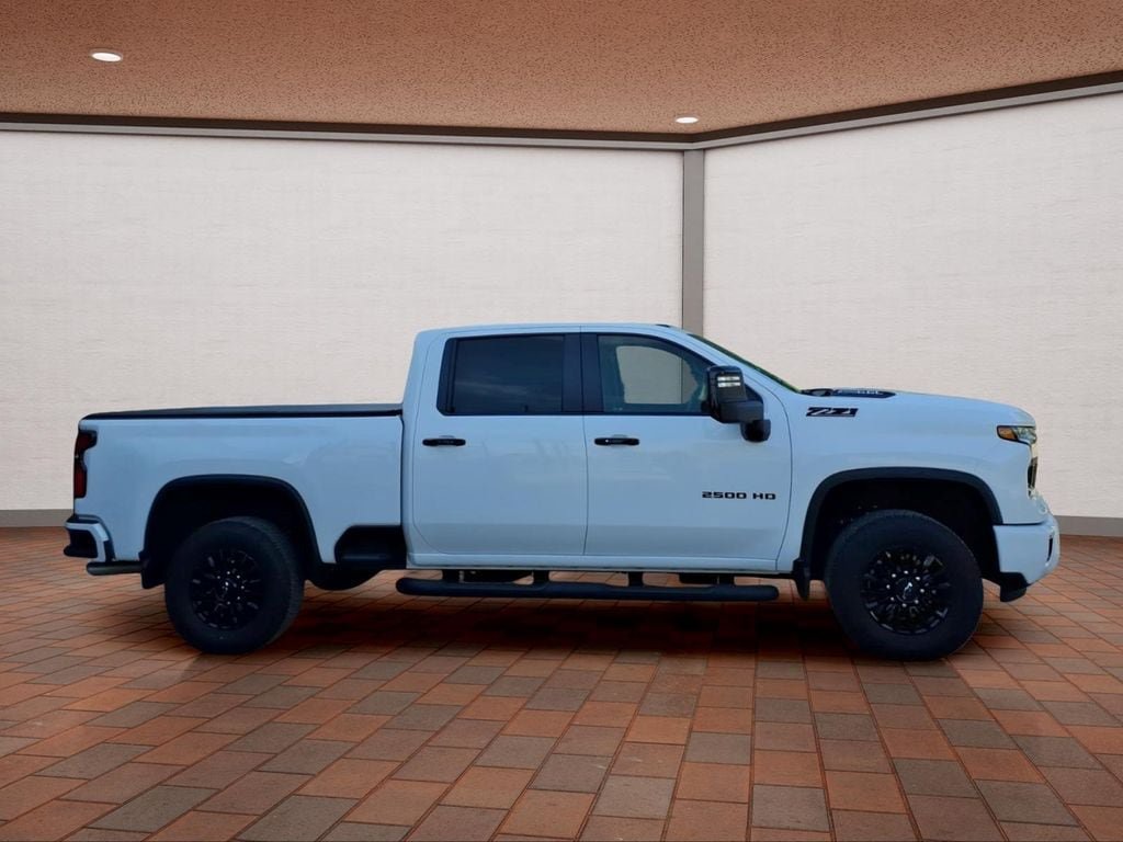 Used 2024 Chevrolet Silverado 2500 LT w/ Z71 Sport Edition AWD/4WD image 4