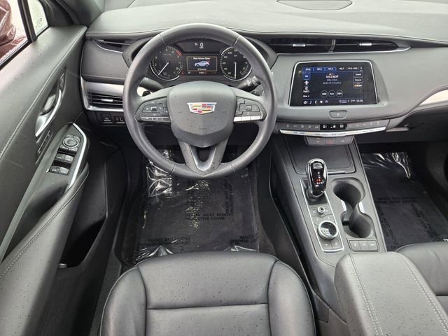 Used 2023 Cadillac XT4 Premium Luxury FWD image 12