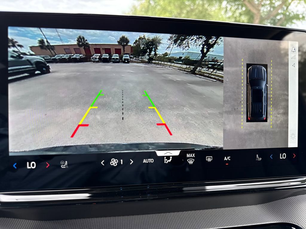 New 2026 Ford Expedition Active RWD image 7