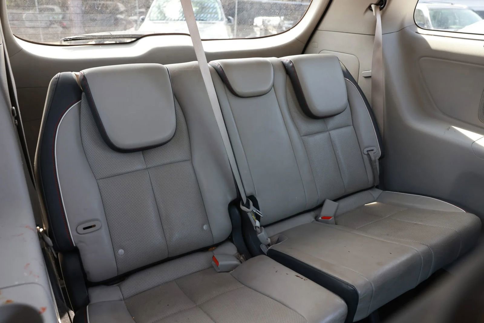 Used 2015 Kia Sedona EX image 17