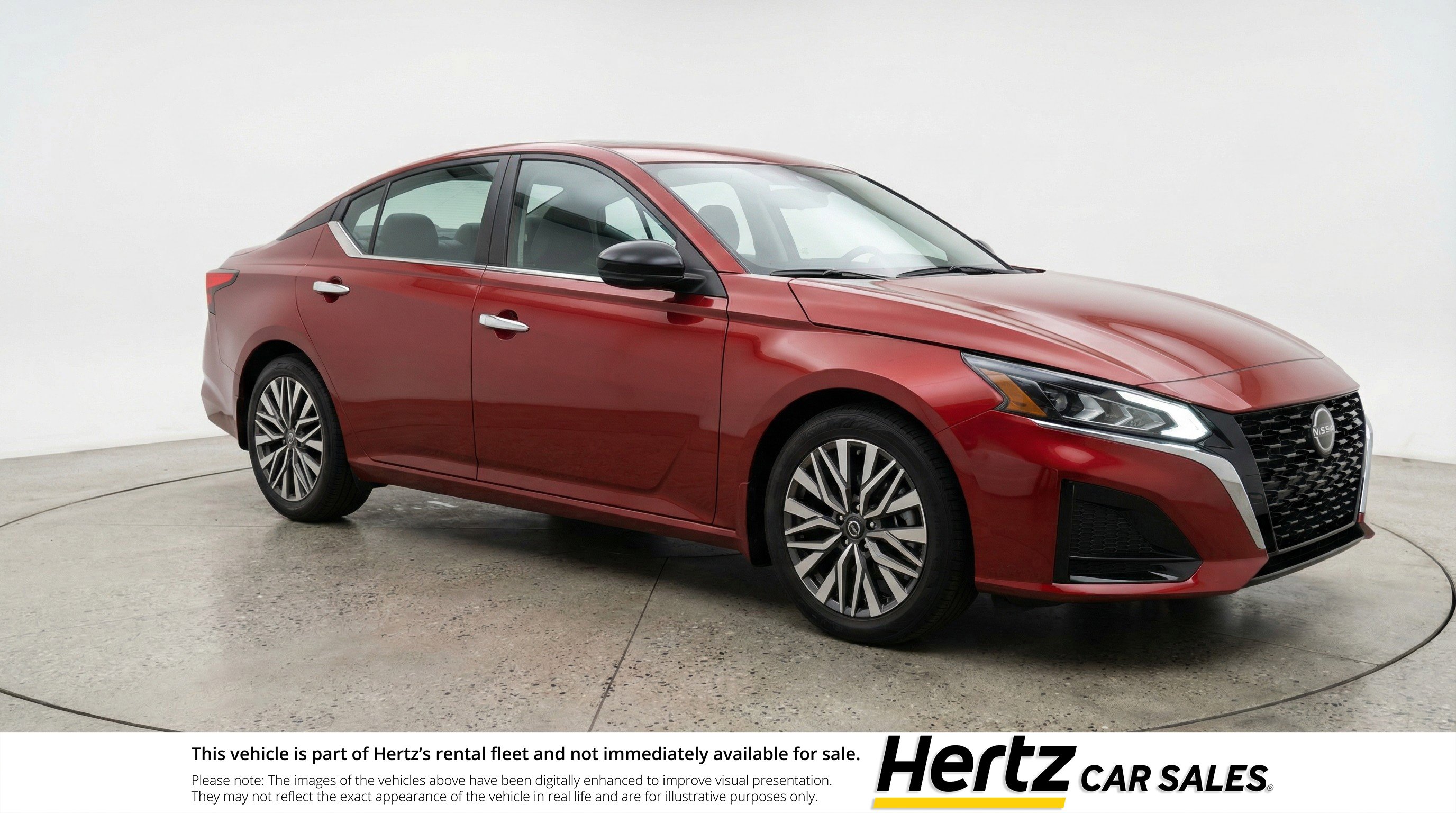 Used 2025 Nissan Altima 2.5 SV image 1