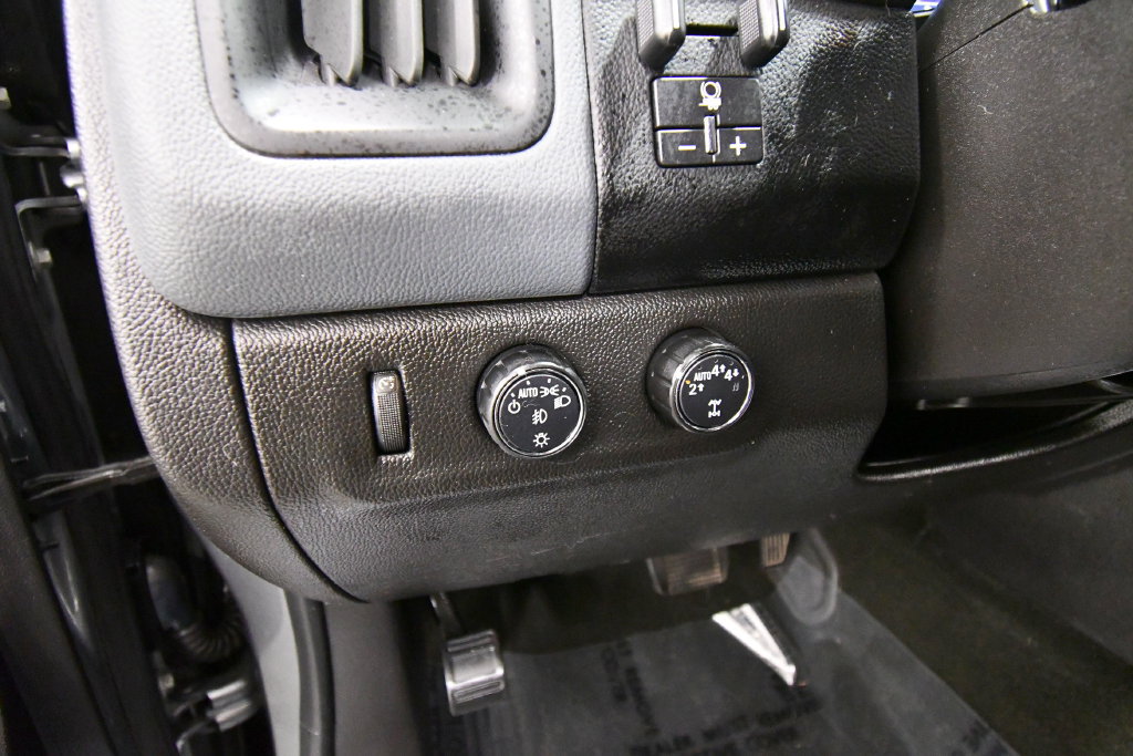 Used 2018 Chevrolet Colorado Z71 AWD/4WD image 19