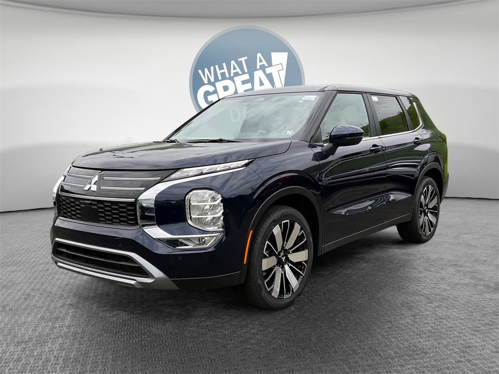 New 2025 Mitsubishi Outlander SE image 8