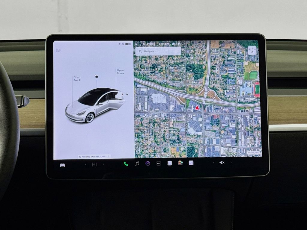 Used 2021 Tesla Model 3 Standard Range Plus image 11