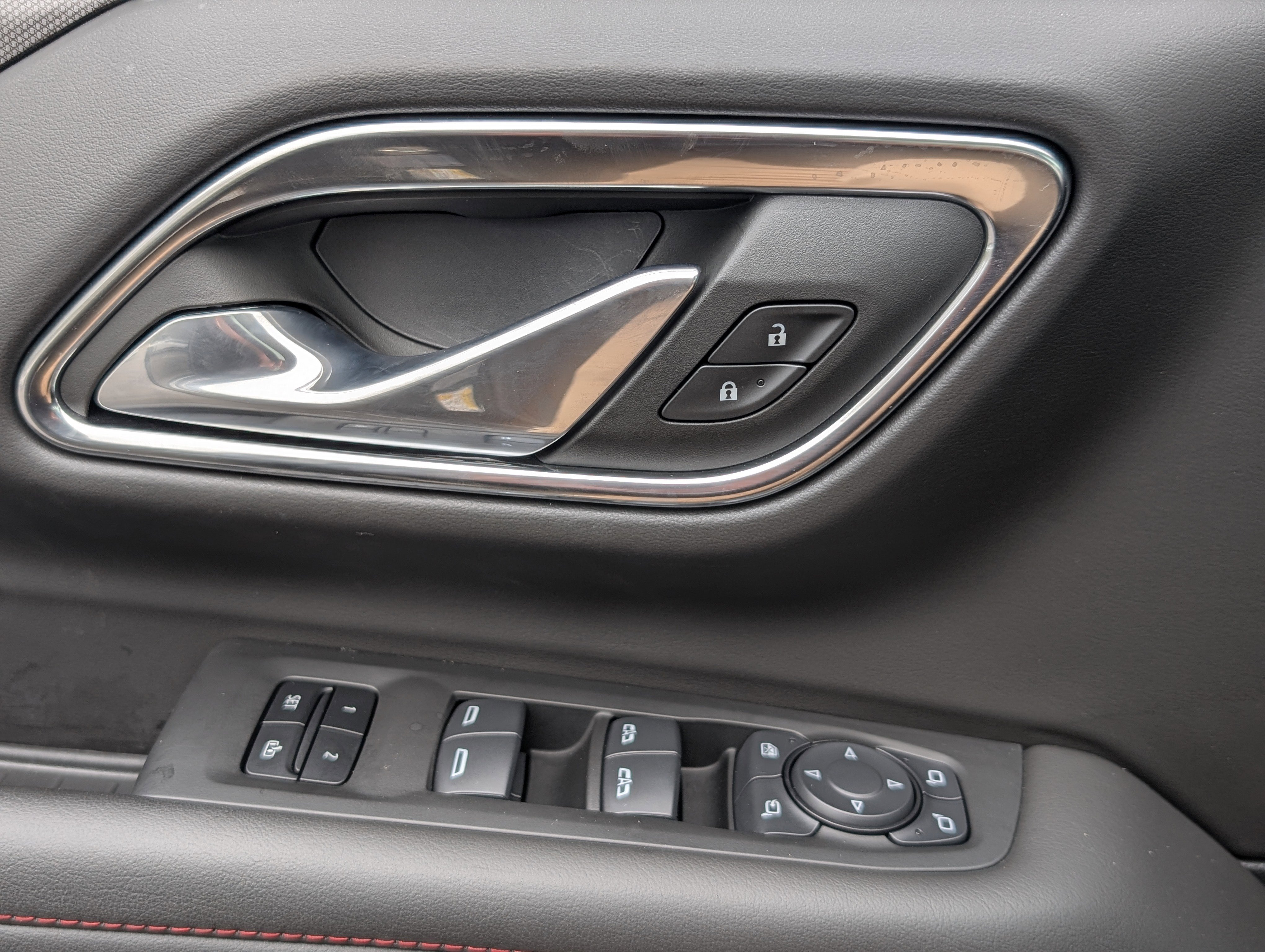 Used 2024 Chevrolet Suburban RST w/ Sport Performance Package image 16