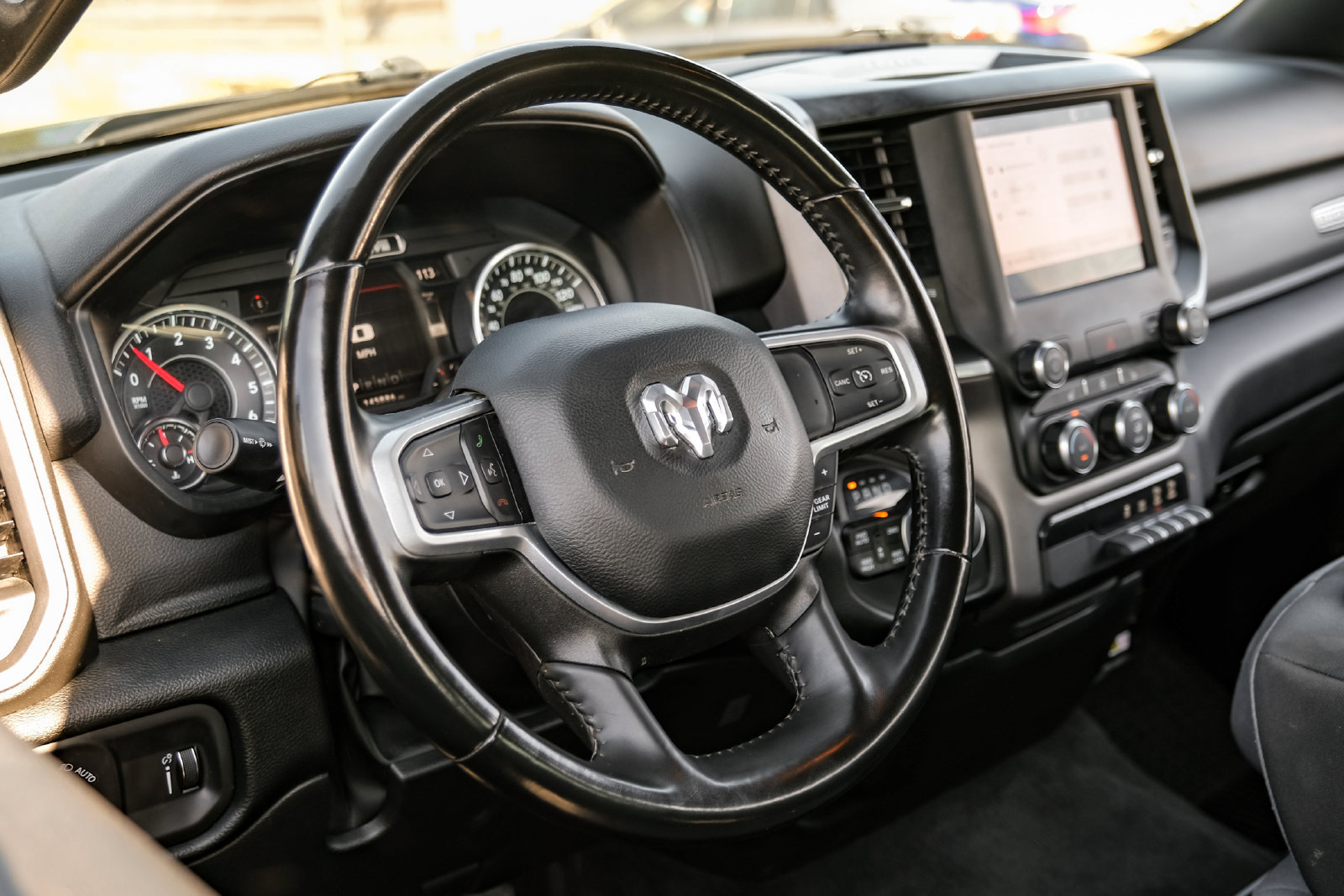 Used 2022 RAM 1500 Big Horn AWD/4WD image 12