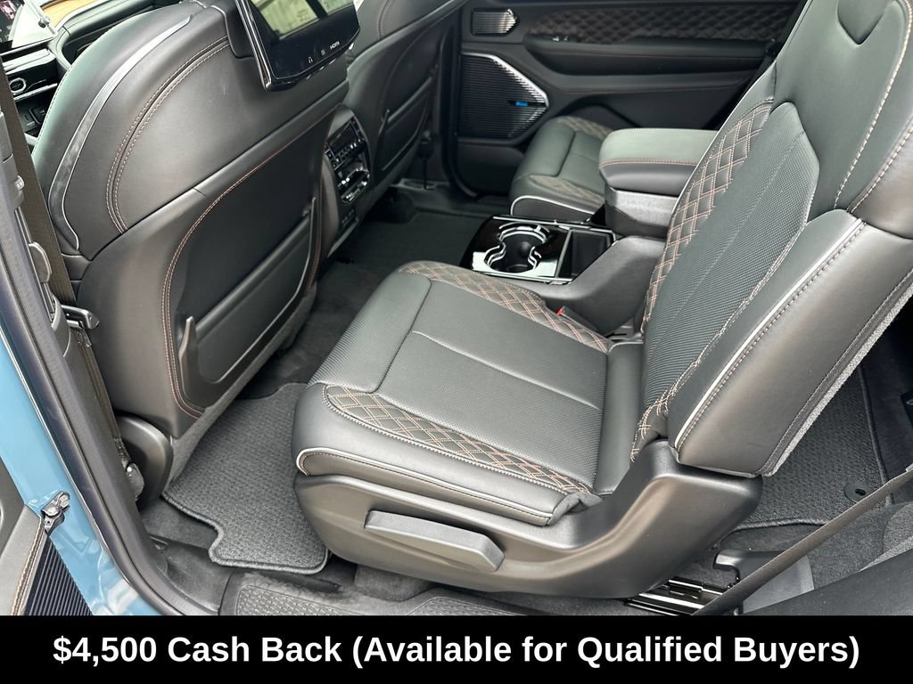 New 2026 Jeep Grand Cherokee L Summit w/ Obsidian Package AWD/4WD image 34