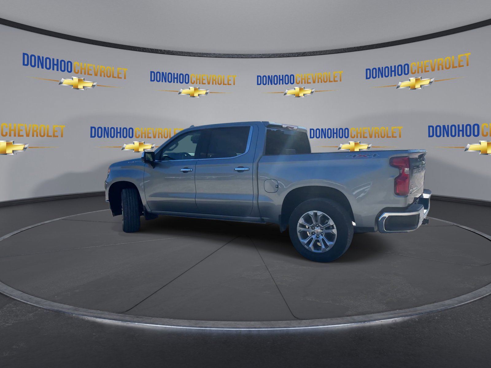 New 2026 Chevrolet Silverado 1500 LTZ w/ LTZ Premium Package image 9