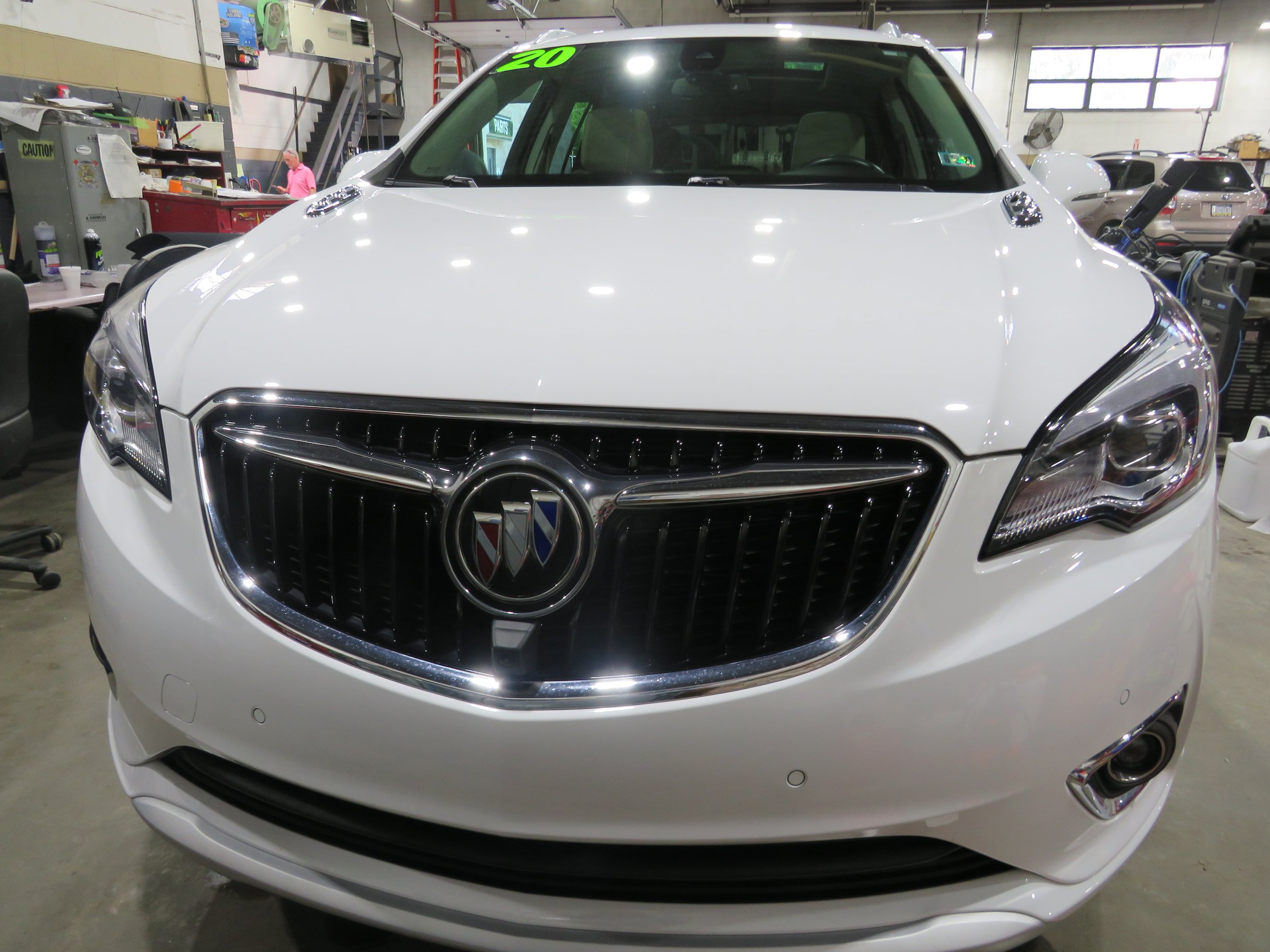 Used 2020 Buick Envision Premium w/ Driver Confidence Package AWD/4WD image 2