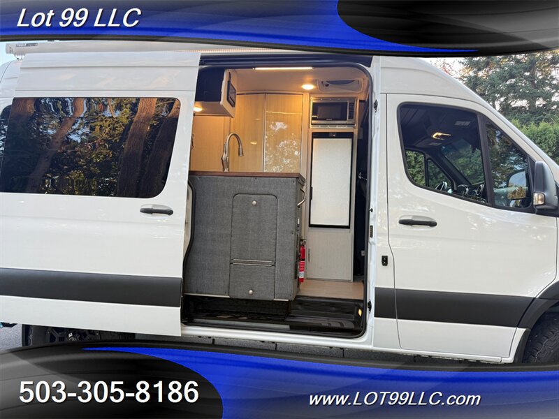 Used 2020 Mercedes-Benz Sprinter 2500 image 8