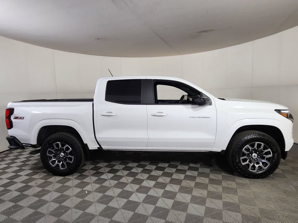 Used 2023 Chevrolet Colorado Z71 AWD/4WD image 8