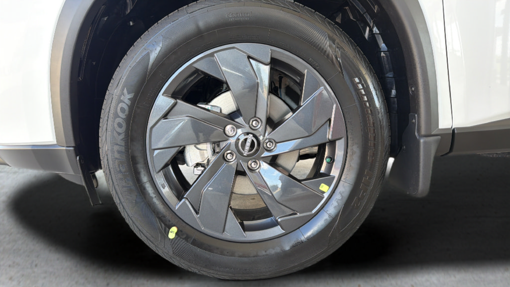 New 2026 Nissan Rogue SV AWD/4WD image 26