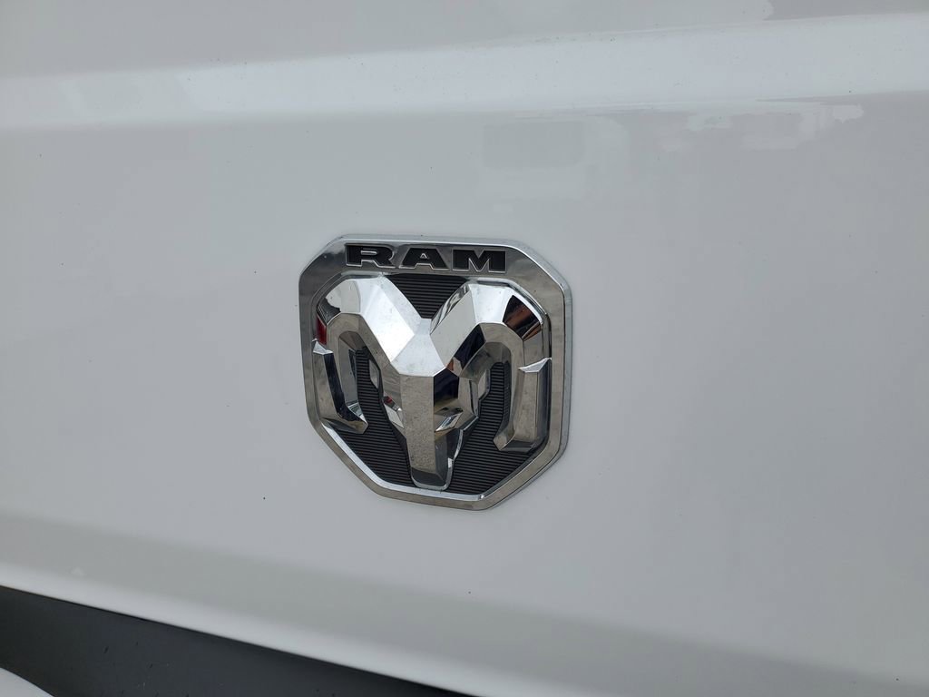 Used 2023 RAM ProMaster 2500 w/ Crew Van Package image 8