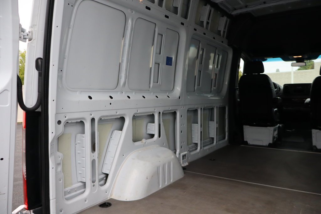 Used 2025 Mercedes-Benz Sprinter 2500 image 30