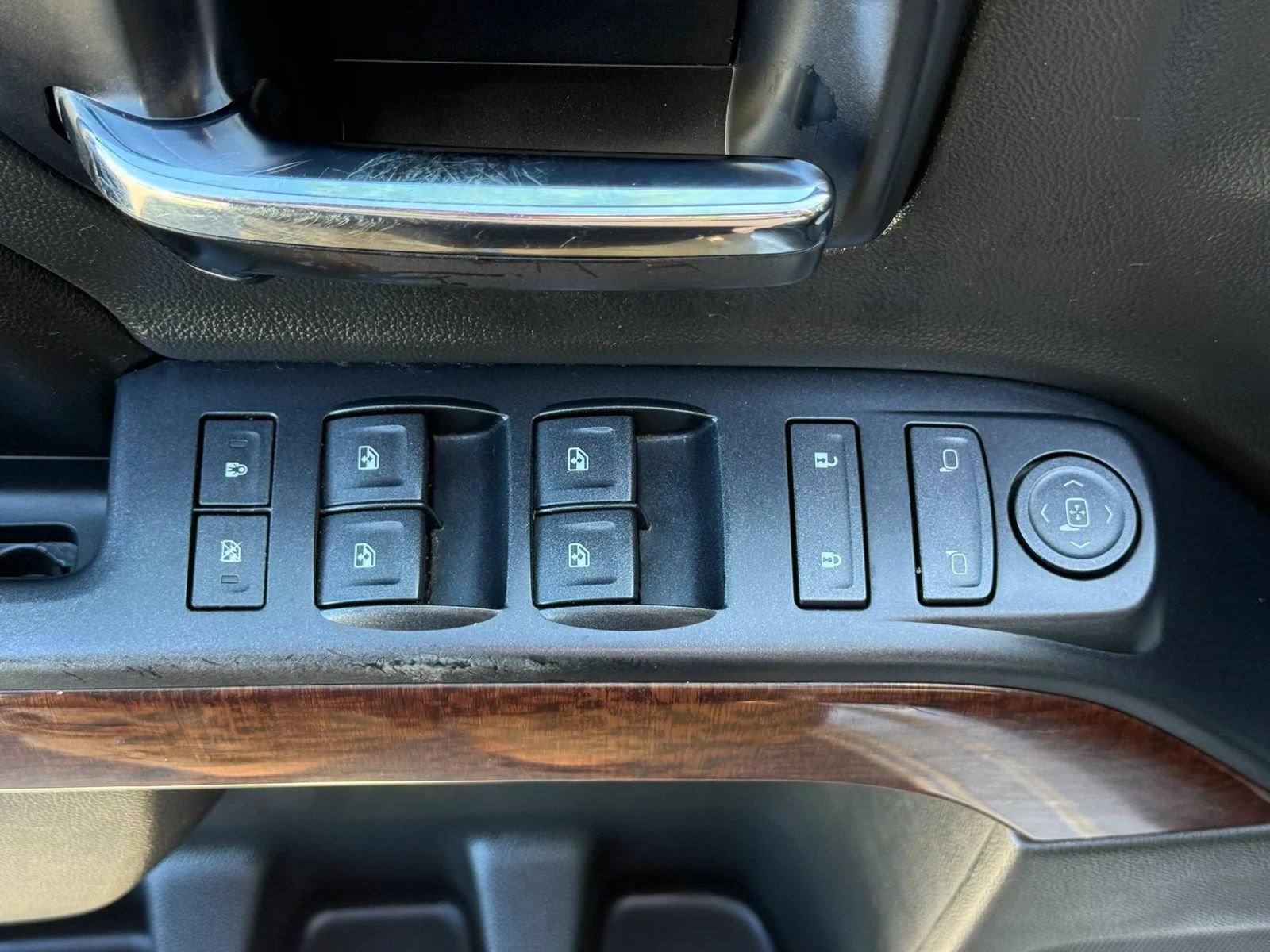 Used 2014 GMC Sierra 1500 SLE w/ SLE Value Package AWD/4WD image 14