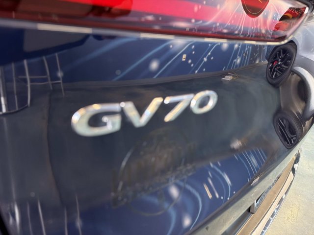 Used 2024 Genesis GV70 2.5T AWD/4WD image 32
