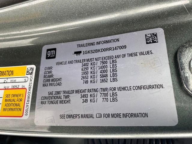 Used 2024 GMC Yukon SLT w/ SLT Luxury Package image 28