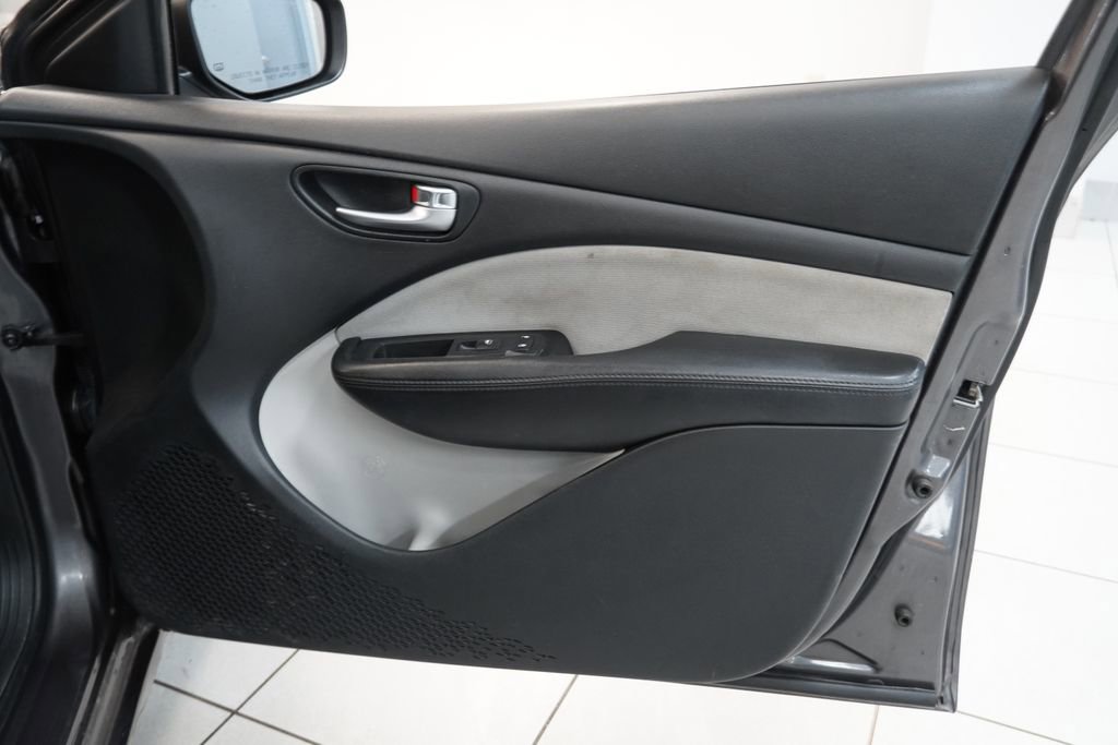 Used 2015 Dodge Dart SXT FWD image 28