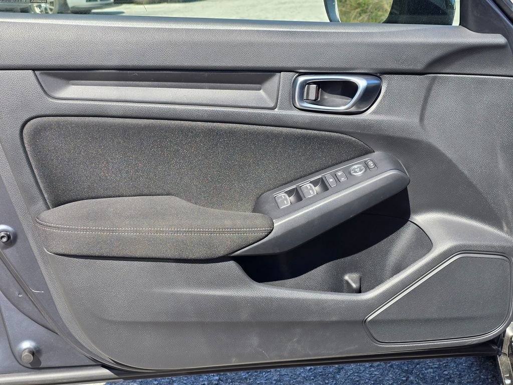 Used 2025 Honda Civic Sport image 45