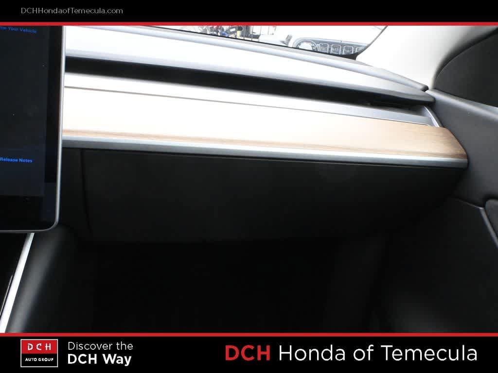 Used 2021 Tesla Model Y Long Range AWD/4WD image 13
