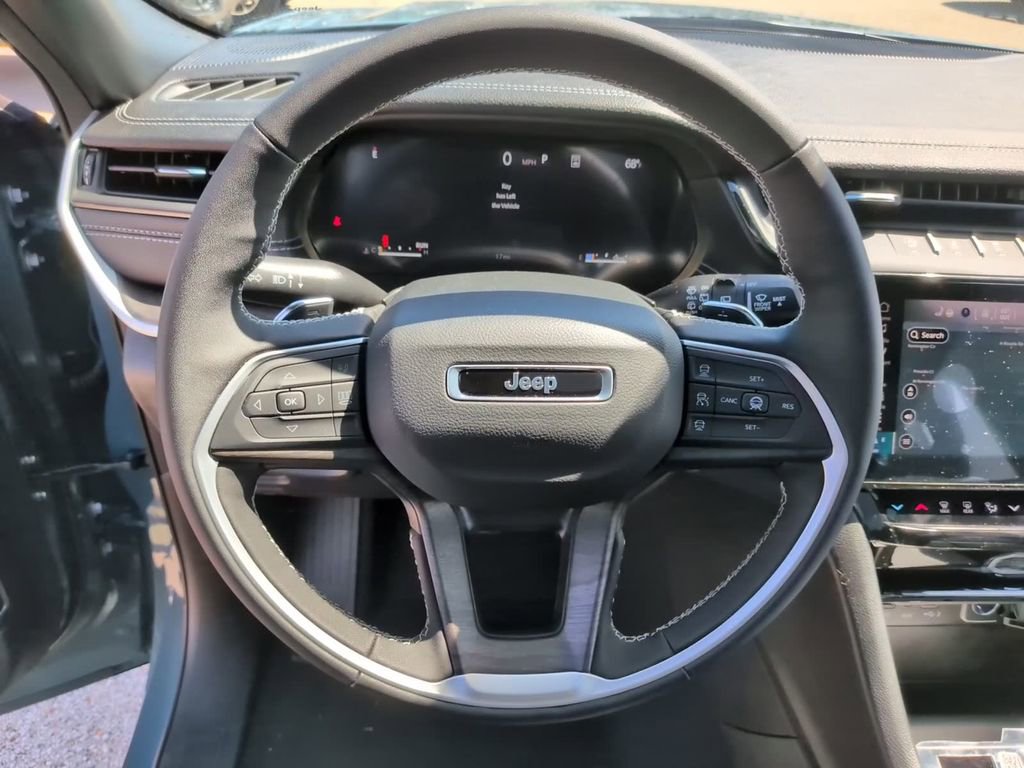 New 2026 Jeep Grand Cherokee L Limited AWD/4WD image 25