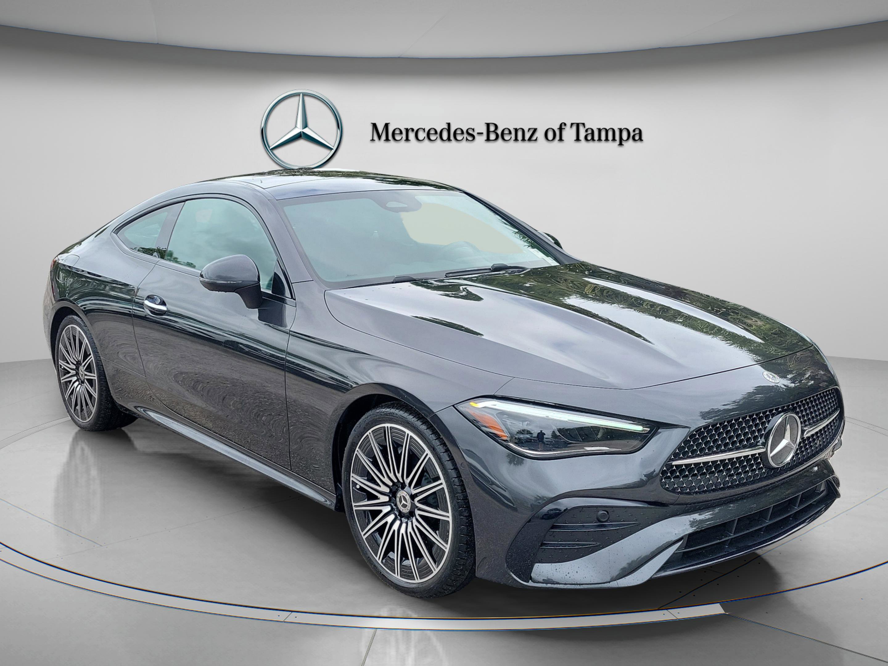 Certified 2026 Mercedes-Benz CLE 300 4MATIC Coupe image 4
