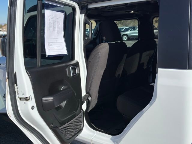Used 2023 Jeep Gladiator Willys image 15