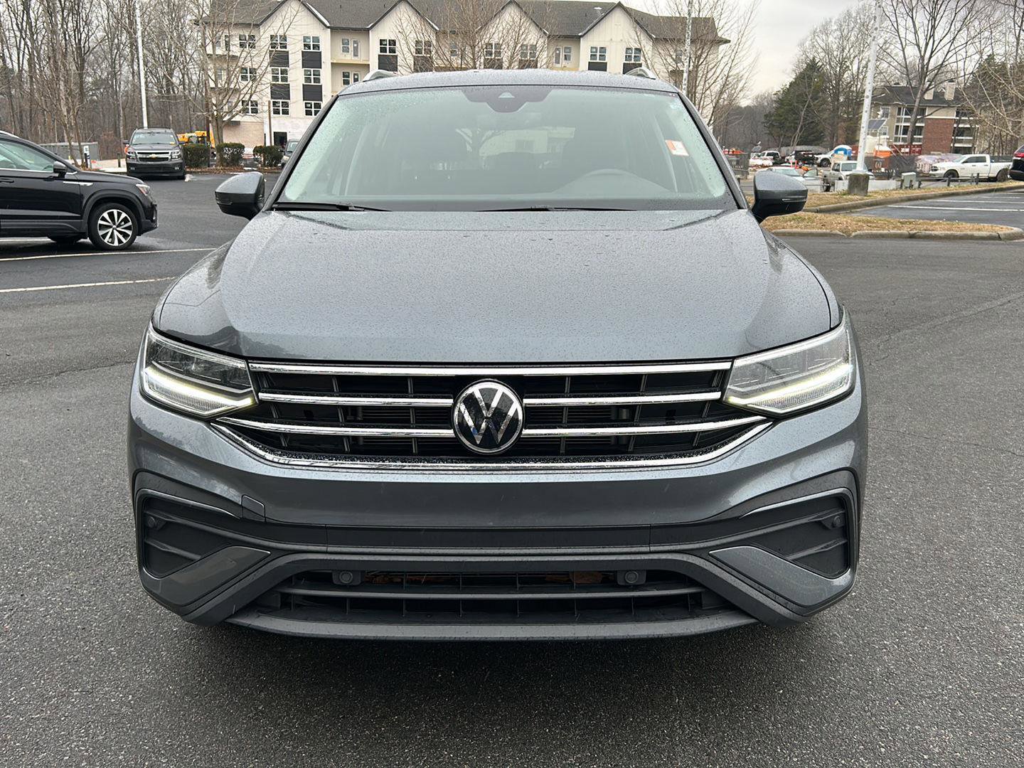 Used 2024 Volkswagen Tiguan SE video 2