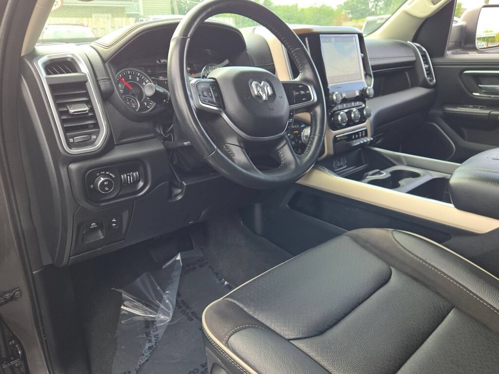 Used 2022 RAM 1500 Laramie AWD/4WD image 26