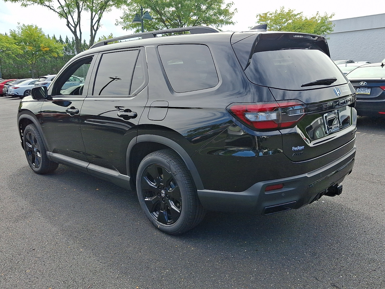 New 2026 Honda Pilot Black Edition image 3