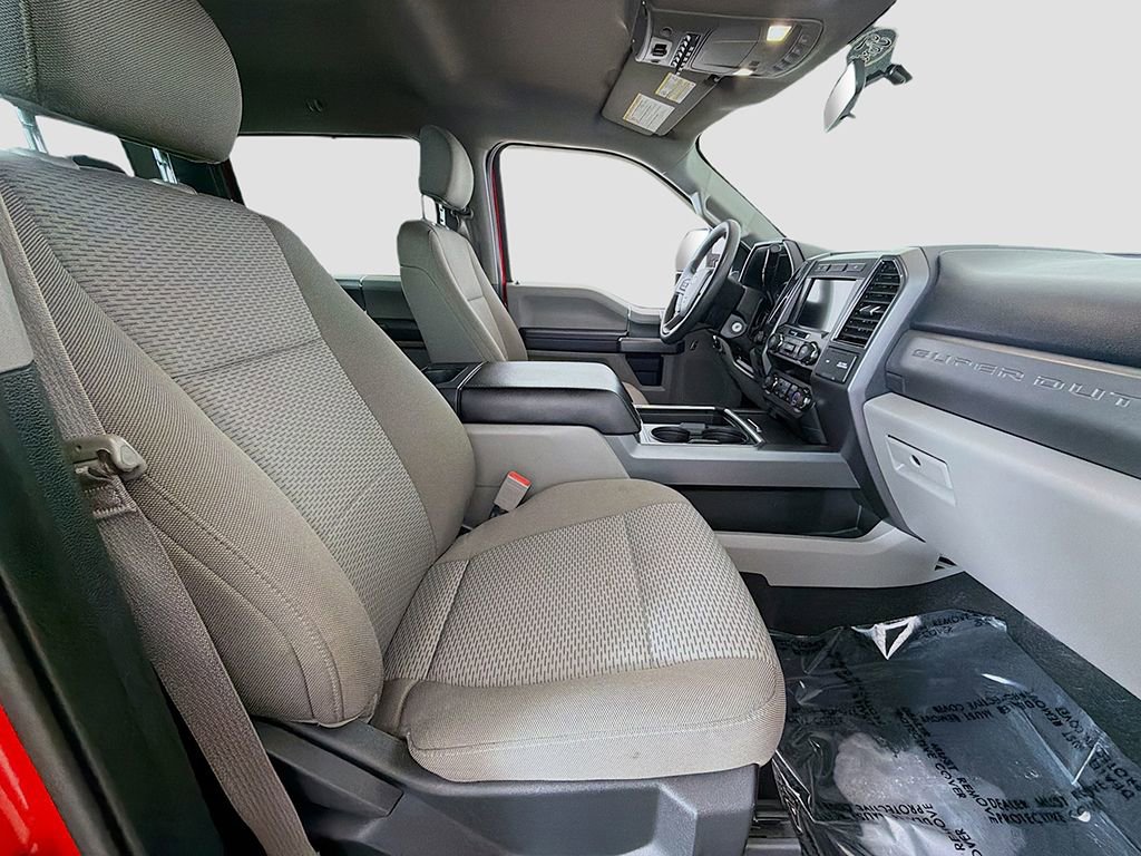 Used 2019 Ford F250 XLT w/ XLT Premium Package AWD/4WD image 18