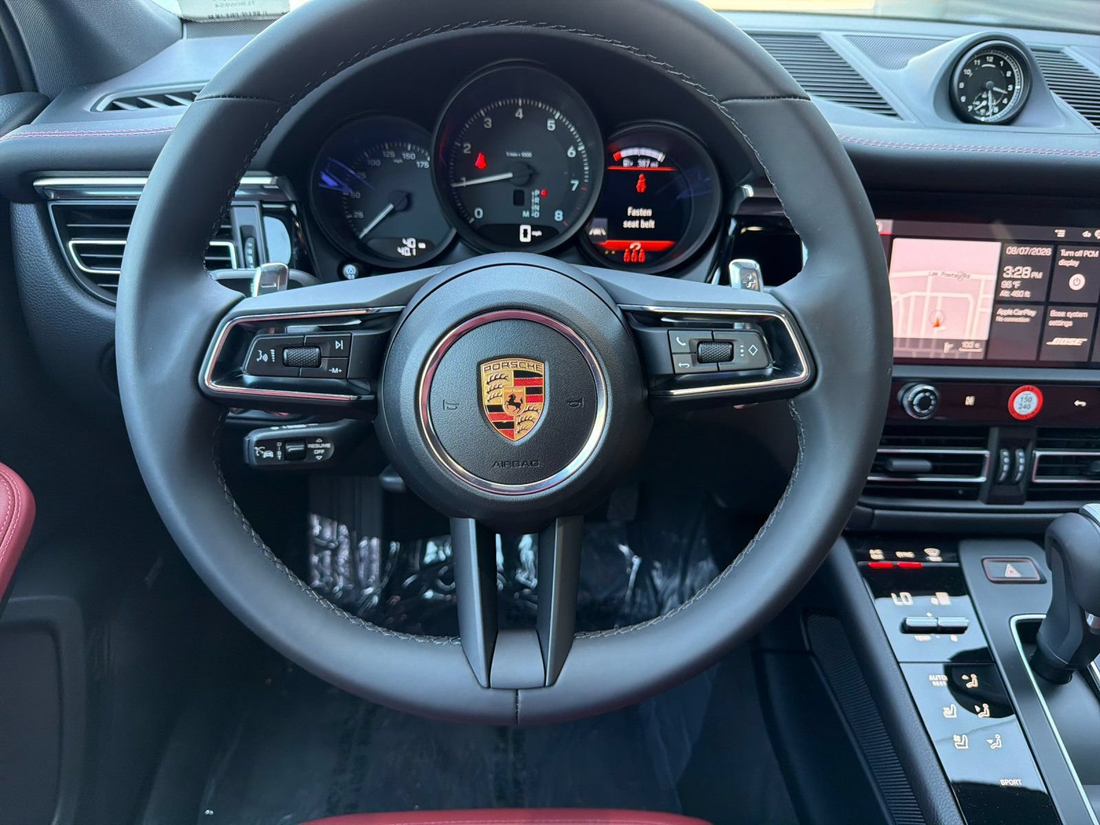 New 2026 Porsche Macan AWD/4WD image 14