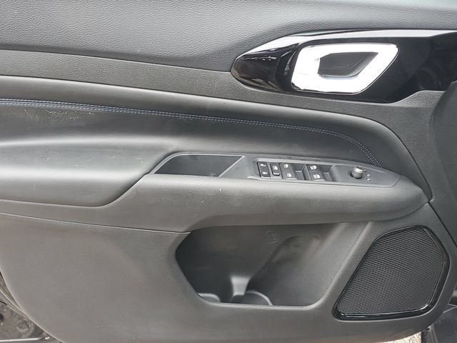 New 2026 Jeep Compass Limited AWD/4WD image 16