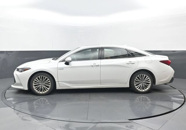 Used 2019 Toyota Avalon Limited w/ Advanced Safety Package FWD image 7
