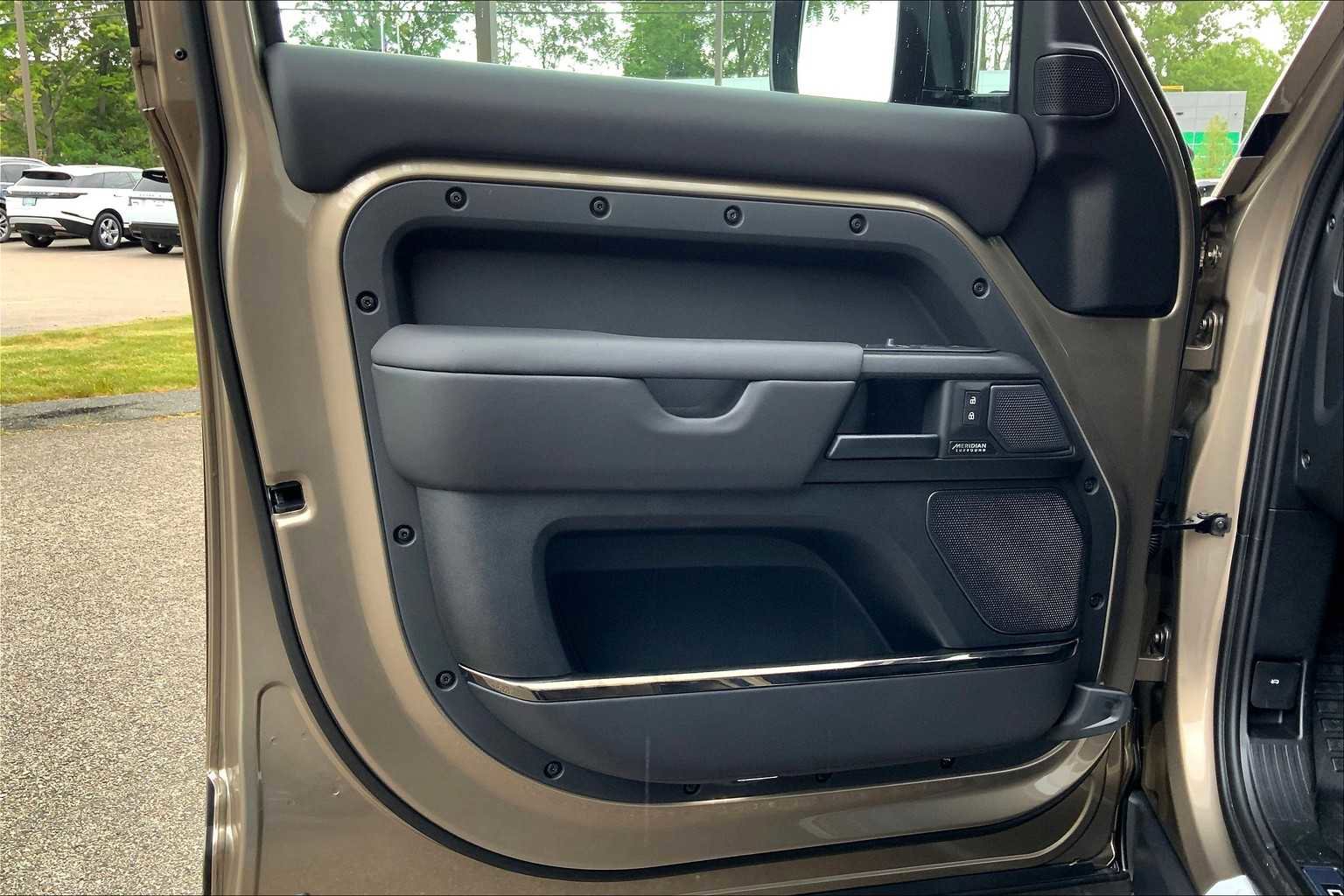 New 2025 Land Rover Defender 110 image 11