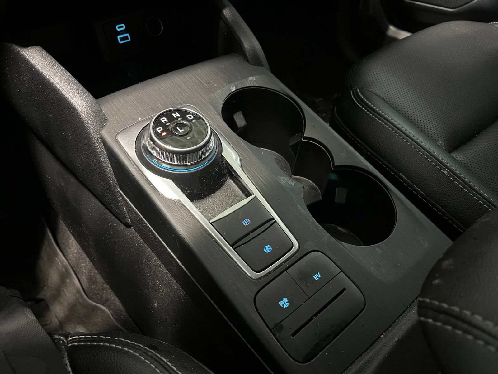 Used 2022 Ford Escape SEL w/ Technology Package FWD image 27