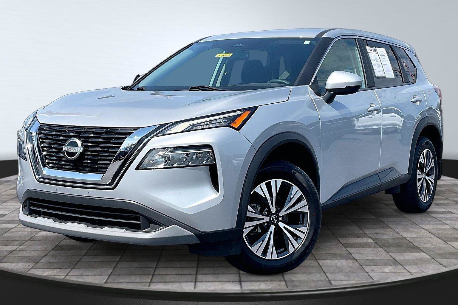 Certified 2023 Nissan Rogue SV FWD image 13