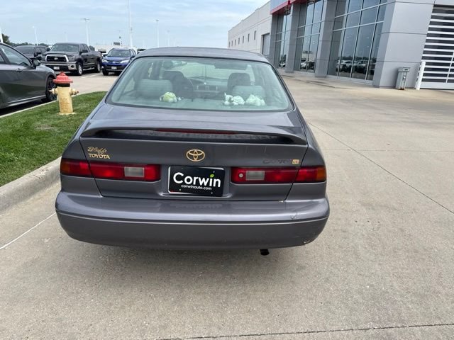 Used 1997 Toyota Camry LE w/ Leather Trim Pkg FWD image 5