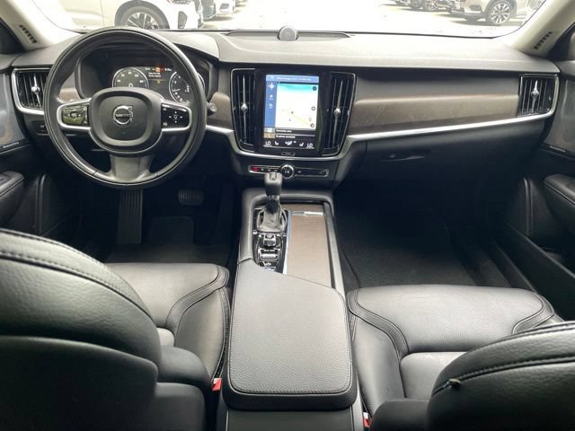 Used 2018 Volvo V90 T6 Cross Country w/ Convenience Package AWD/4WD image 21