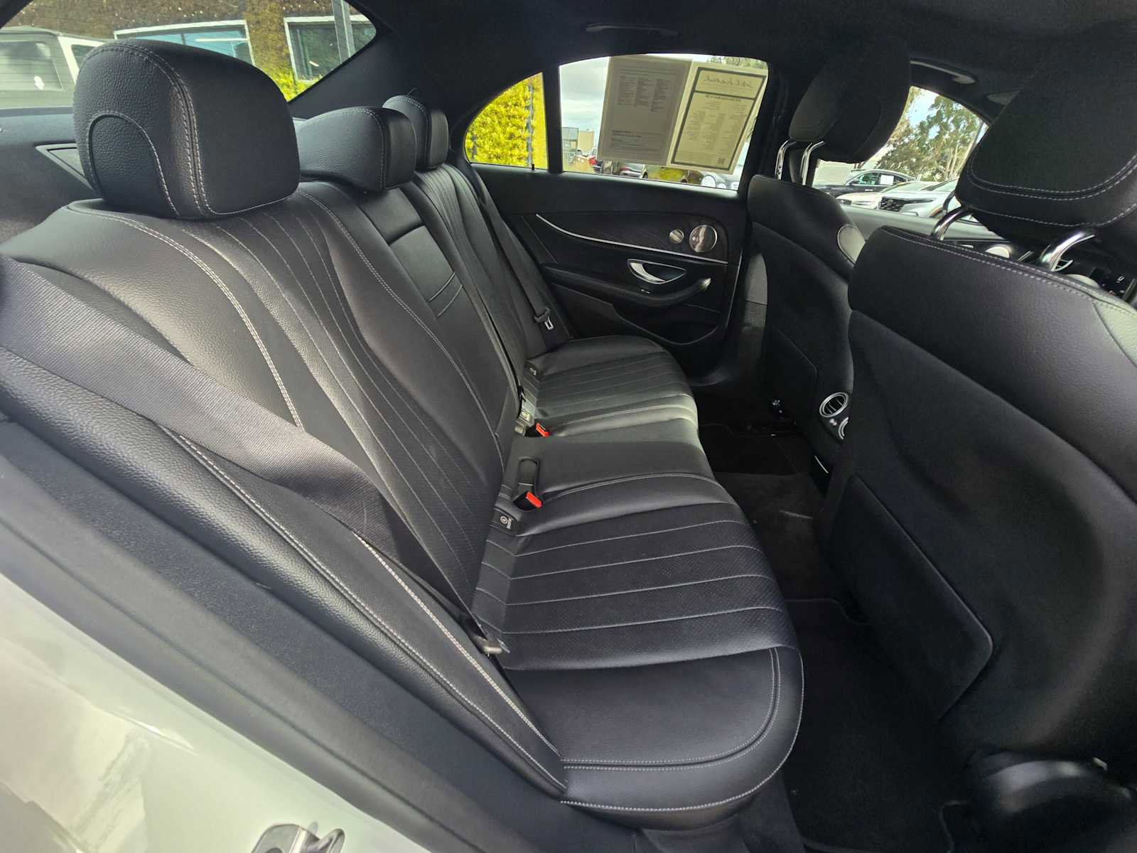 Used 2022 Mercedes-Benz E 350 Sedan image 14