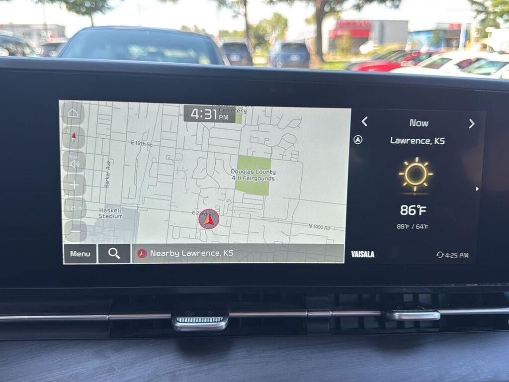 Used 2024 Kia Carnival SX FWD image 31