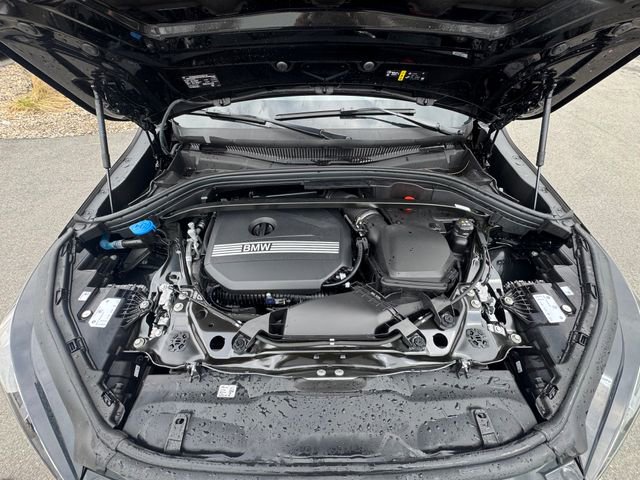 Used 2025 BMW X2 xDrive28i w/ M Sport Package image 12