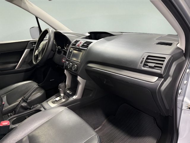 Used 2015 Subaru Forester 2.5i Limited AWD/4WD image 14