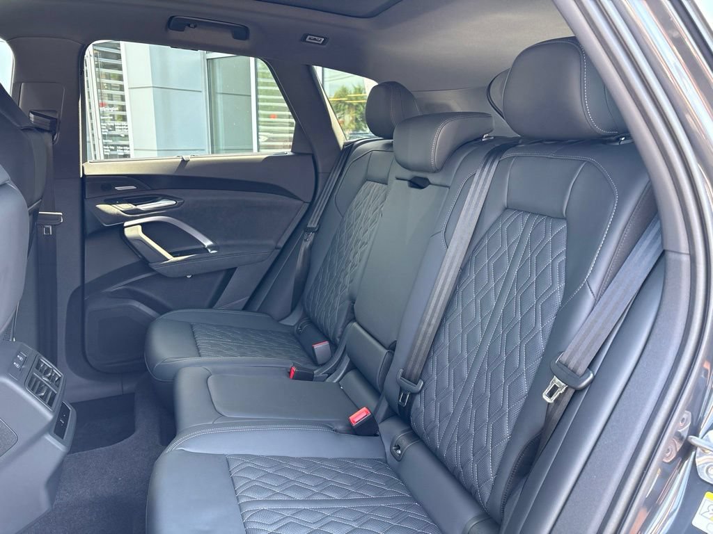 New 2026 Audi SQ5 Premium Plus AWD/4WD image 31