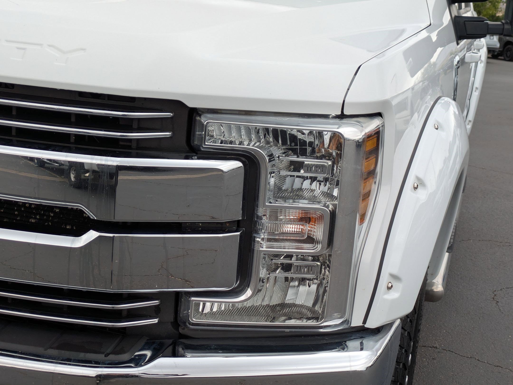 Used 2018 Ford F250 Lariat w/ Lariat Value Package AWD/4WD image 10